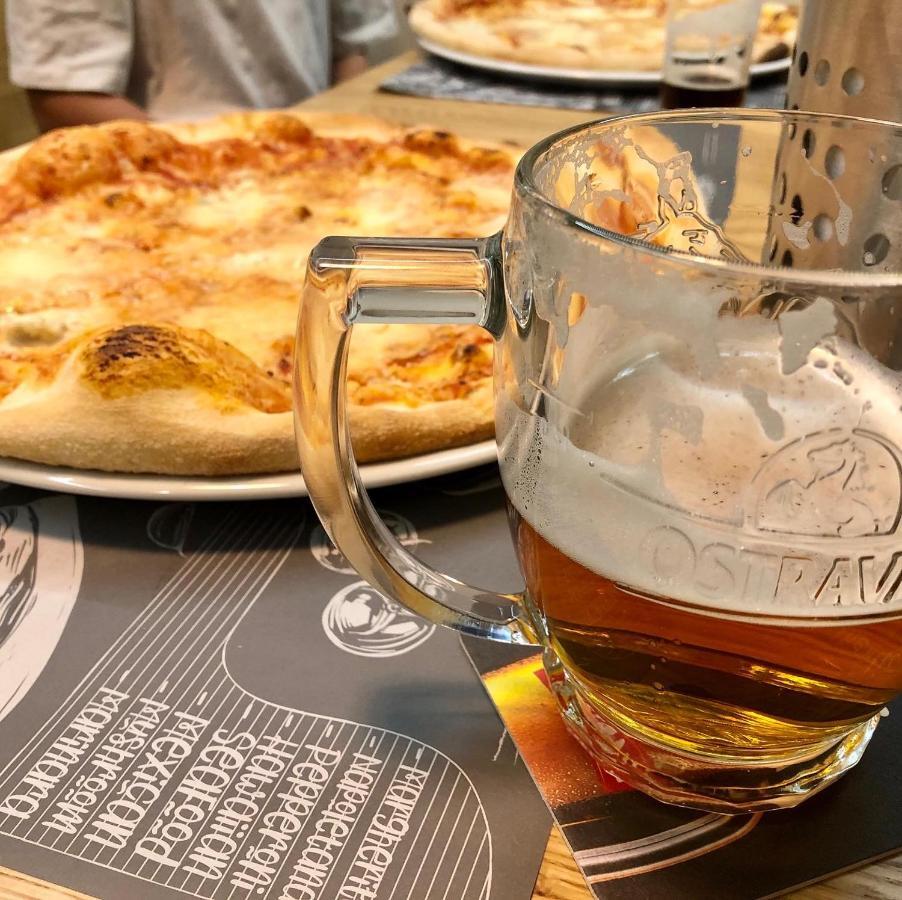 Penzion&Pizzerie U Massima Vyškov Exteriör bild
